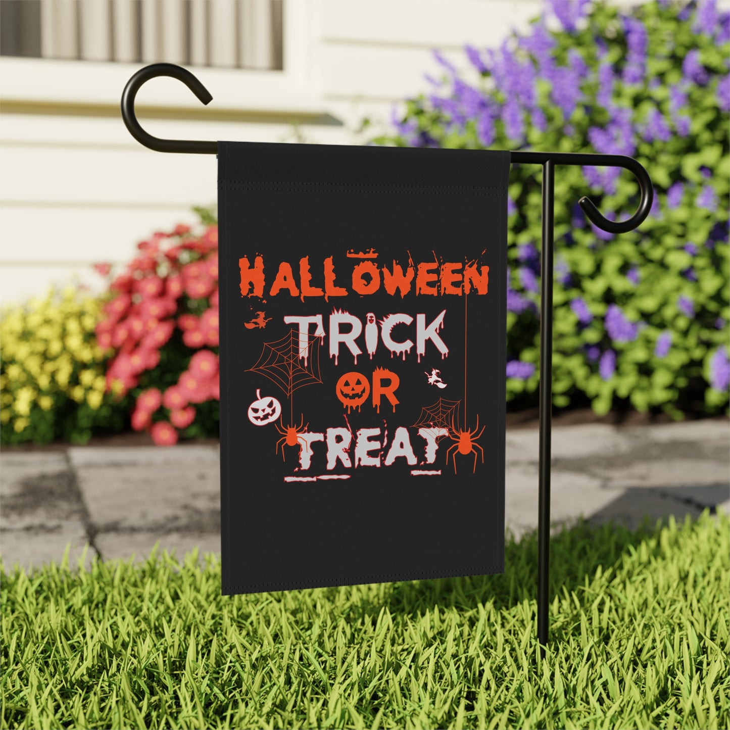 Trick or Treat  Banner to Welcome all Those Who Dare to Knock